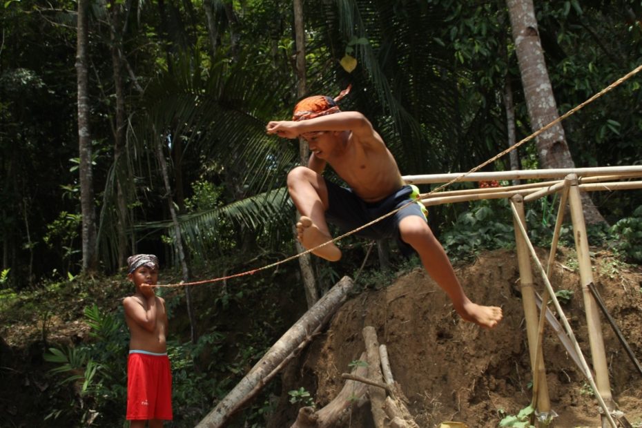 Permainan tradisional Desa Bigaran -kelinci 1