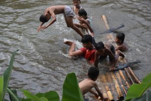 Permainan tradisional dan olahraga rakyat - Desa Borobudur - ciblon