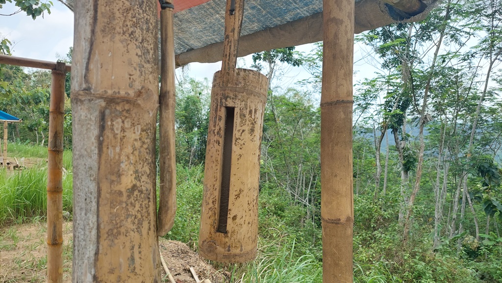 Teknologi tradisional - alat komunikasi - Kenthongan - desa kebonsari 03