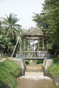 Proses dibalik jembatan stupa -Fest pitutur bambu borobudur DSC07327