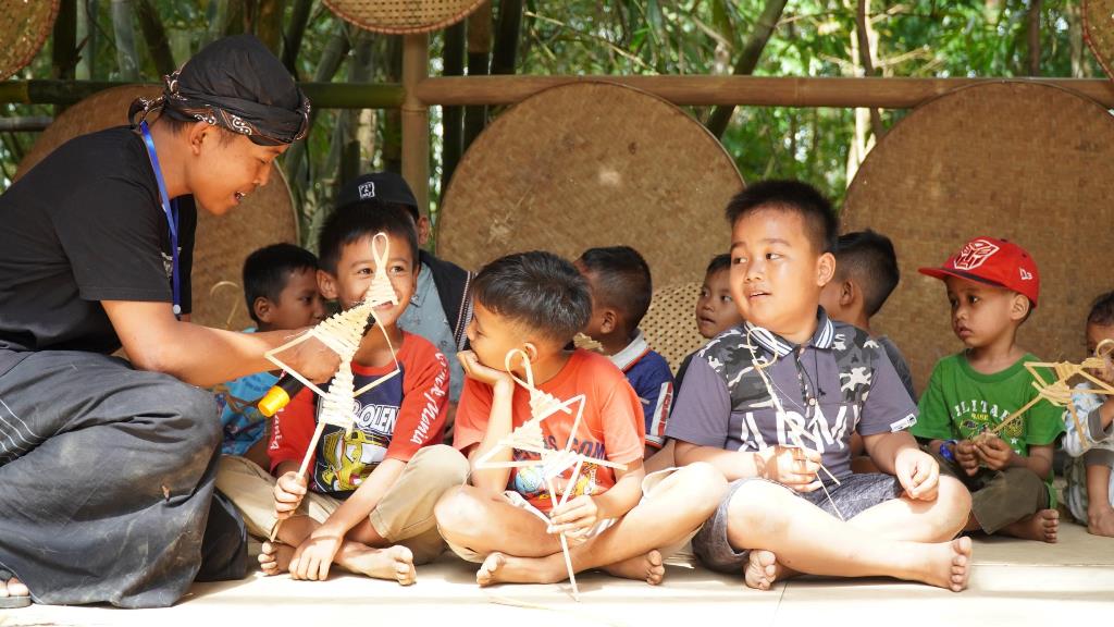 Manfaat Sosial Budaya Bambu