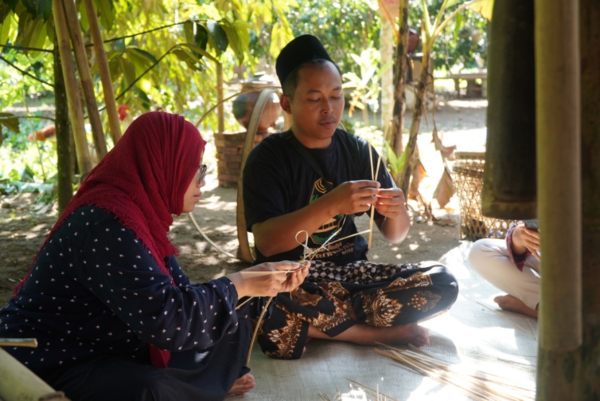 Workshop wayang Siladan - oleh Hasyim -Kebonsari - Festival Pitutur bambu borobudur 2022 Hari -2